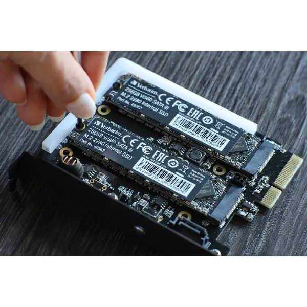 VerbatimVi560 S3 256GB M.2 SSD 5 VerbatimVi560 S3 256GB M.2 SSD